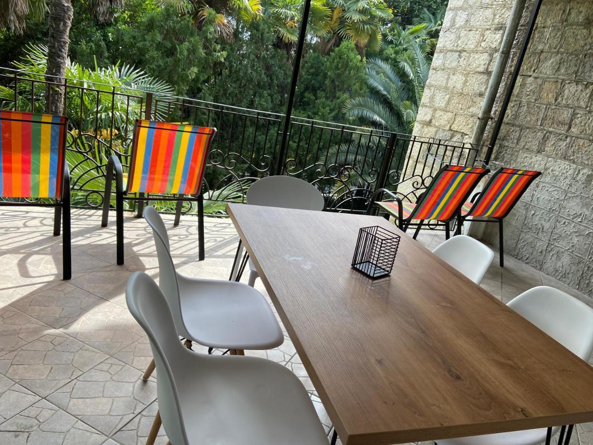 Gagra Hotel Printsevskii Zamok Buitenkant foto