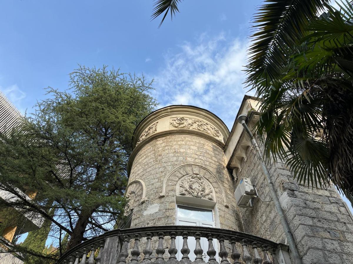Gagra Hotel Printsevskii Zamok Buitenkant foto